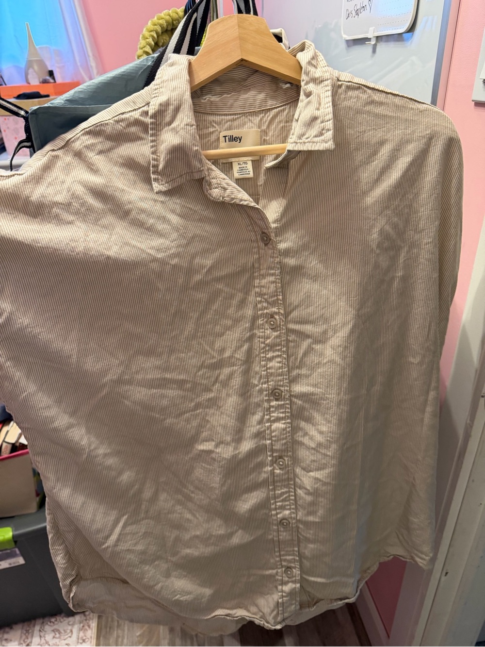 Women’s Tilley Short Sleeve Button-Up Shirt in Light Beige